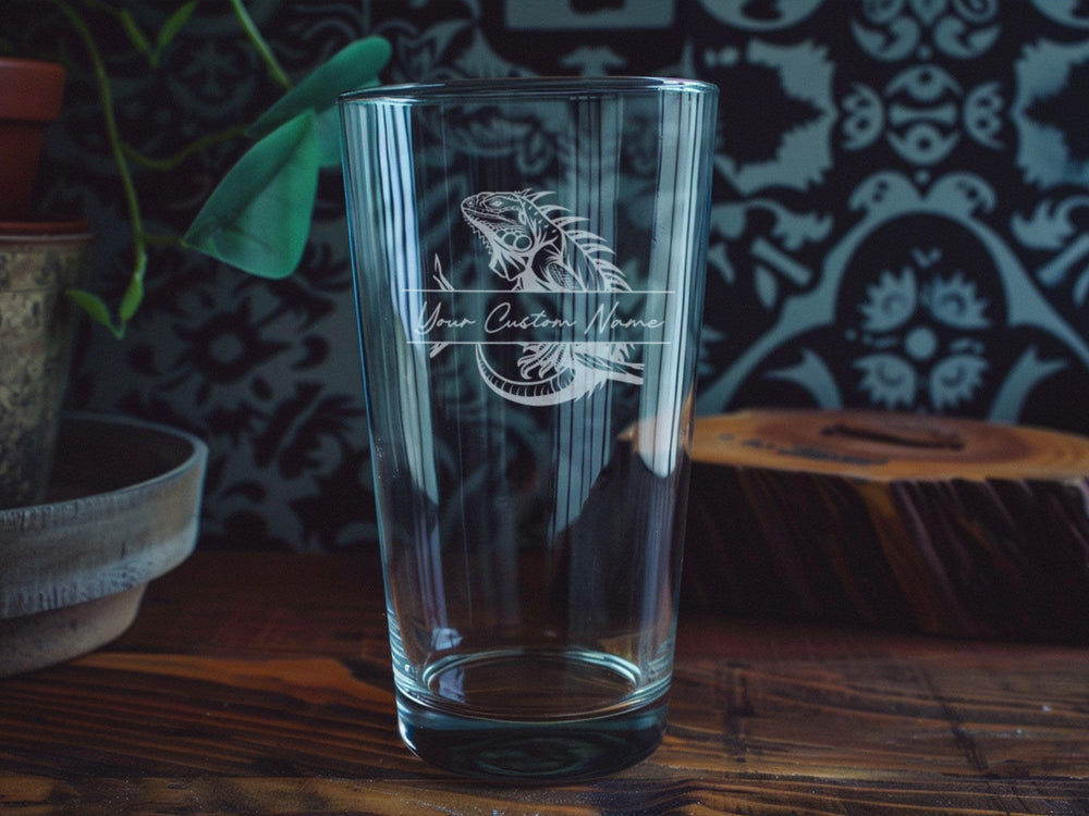 Iguana on a Branch Pint Glass, Tropical Decor, Beer Lover Gift, Unique Glassware, Bar Accessory