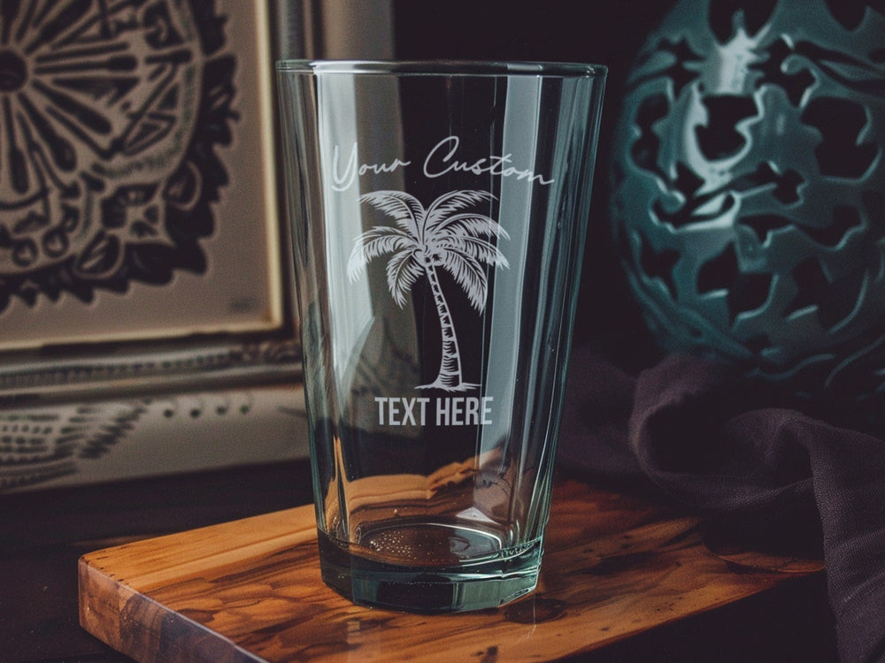 Personalized Palm Tree Pint Glass: Engraved Tropical Drinkware