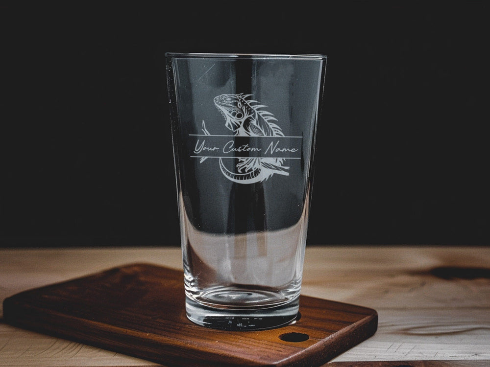 Iguana on a Branch Pint Glass, Tropical Decor, Beer Lover Gift, Unique Glassware, Bar Accessory