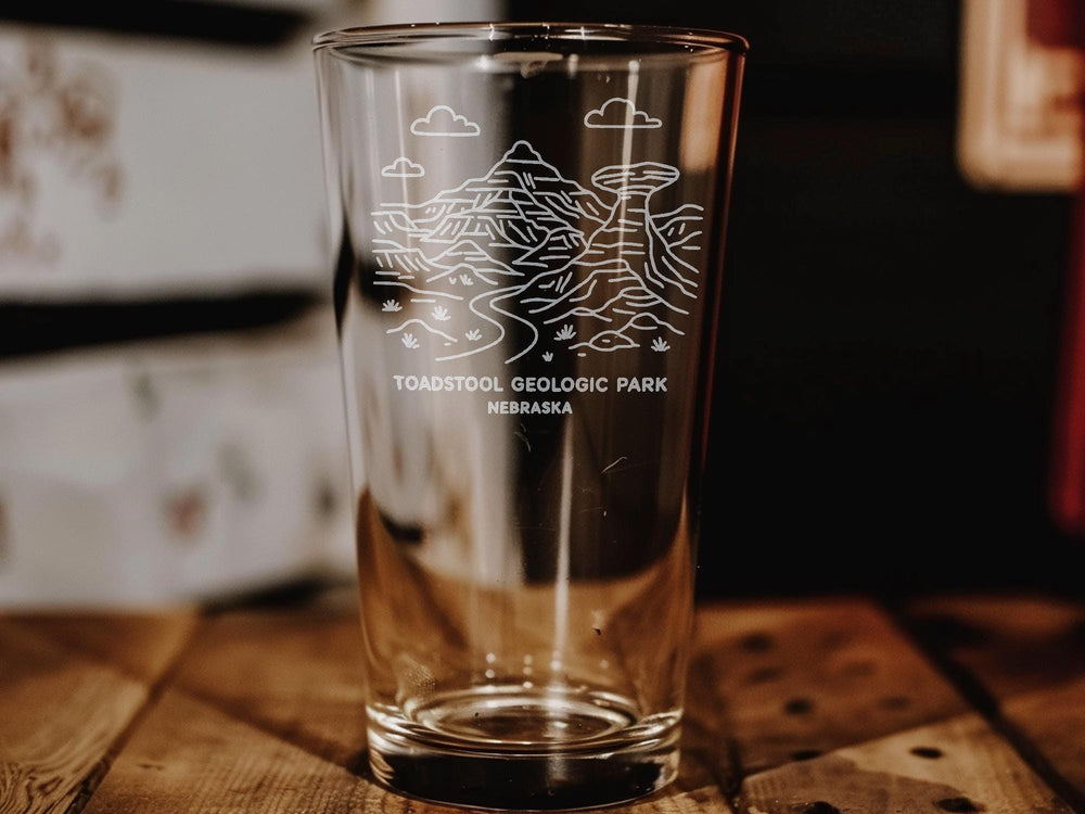 Toadstool Geologic Park Pint Glass: Nebraska Rock Formations Souvenir