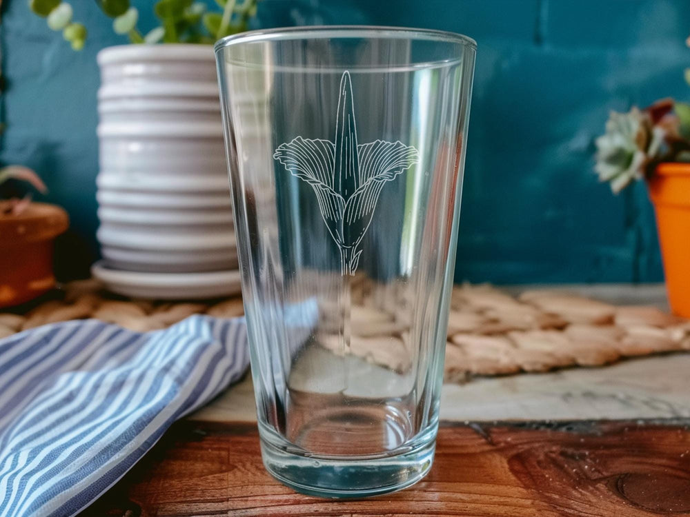 Titan Arum Flower Pint Glass: Botanical Engraved Bar Glass