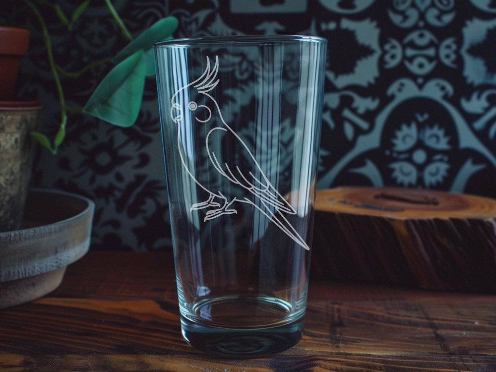 Cockatiel Pint Glass – Cute Parrot Bird Design – Funny Pet Cockatiel Gift – Bird Lover Glassware – Avian Theme Drinkware
