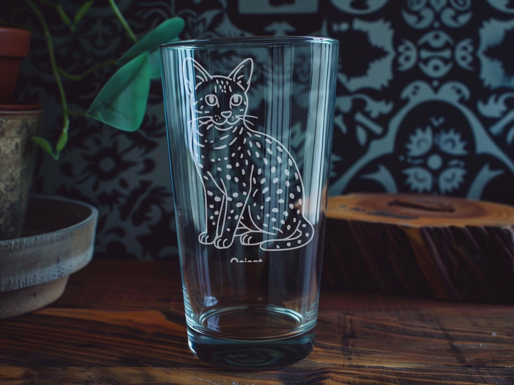 Ocicat Cat Pint Glass – Cute Spotted Ocicat Design for Cat Lovers and Pet Owners – Unique Feline Barware Gift