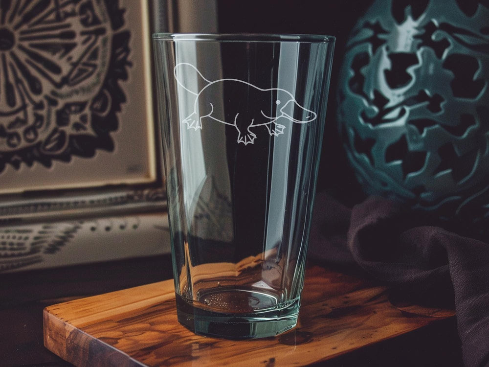 Platypus Pint Glass – Funny Animal Beer Glass Featuring Cute Platypus Design – Unique Gift for Animal Lovers & Beer Fans