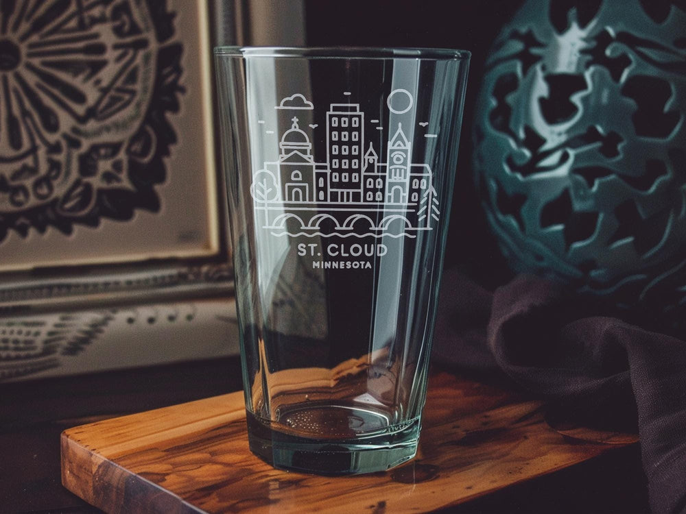 St Cloud Minnesota Pint Glass – Downtown Skyline, Mississippi River, Local Landmarks, Minnesota Gift for Beer Lovers