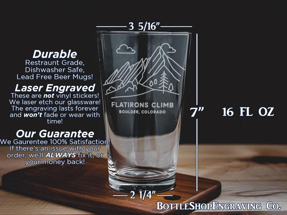 Flatirons Climb Boulder Colorado Pint Glass – Mountain Hiking Scene with Iconic Flatirons Peaks