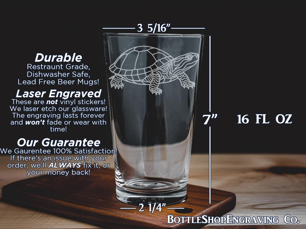 Western Painted Turtle Pint Glass – Freshwater Turtle Design Glassware – Nature Lover Gift – Wildlife Turtle Beer Glass