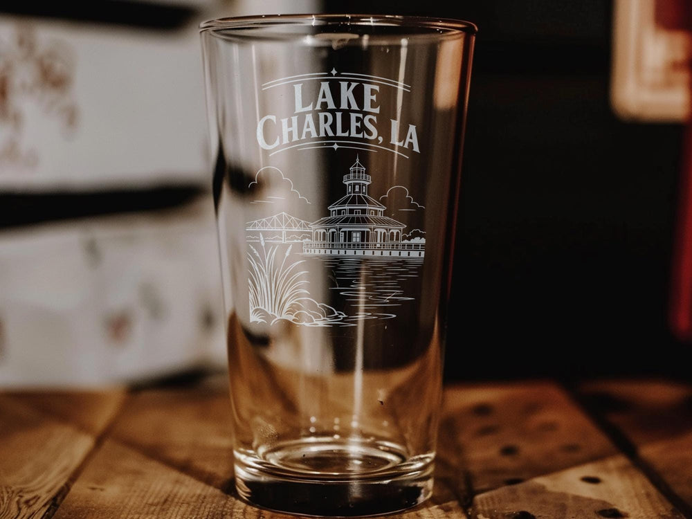 Lake Charles LA Pint Glass, Louisiana Souvenir Beer Glass, Lake Charles Travel Gift, Gulf Coast Barware, City Name Glassware