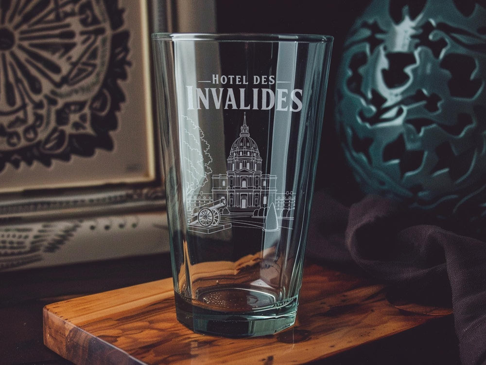 Hôtel des Invalides Paris Pint Glass, Les Invalides Landmark Souvenir Drinkware, France Travel Gift Bar Glass