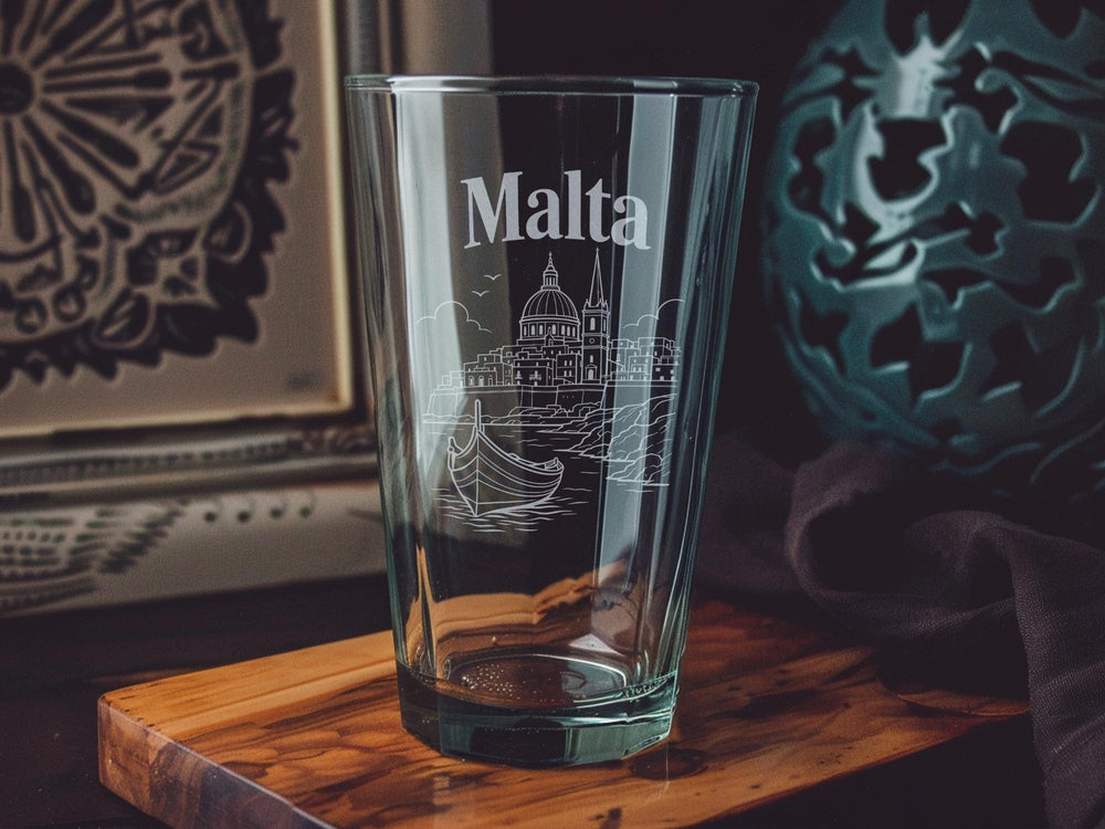 Malta Pint Glass, Malta Souvenir Beer Glass, Malta Travel Gift, Mediterranean Island Drinkware, Malta Vacation Keepsake