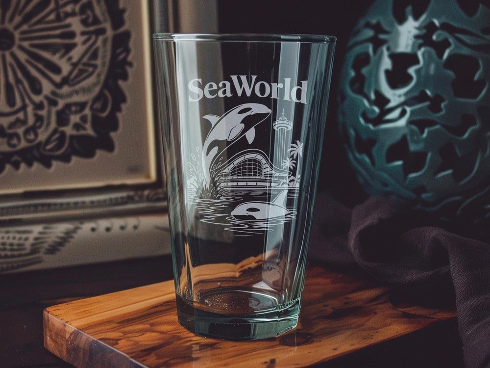 SeaWorld Pint Glass, SeaWorld Theme Park Souvenir Beer Glass, Ocean Wildlife Attraction Drinkware Gift