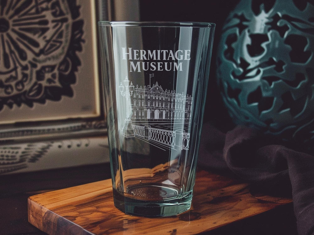 Hermitage Museum Pint Glass, Saint Petersburg Russia Landmark Souvenir Drinkware, Museum Architecture Bar Glass Gift