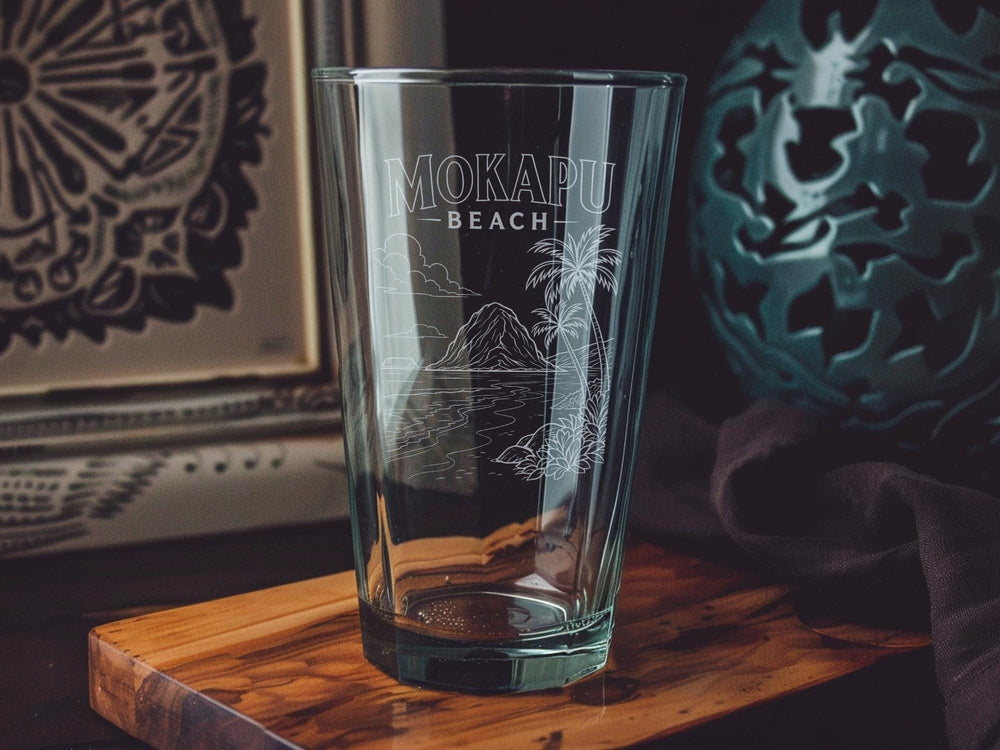 Mokapu Beach Pint Glass, Hawaii Coastal Shoreline Souvenir Beer Glass, Tropical Island Beach Scene Drinkware