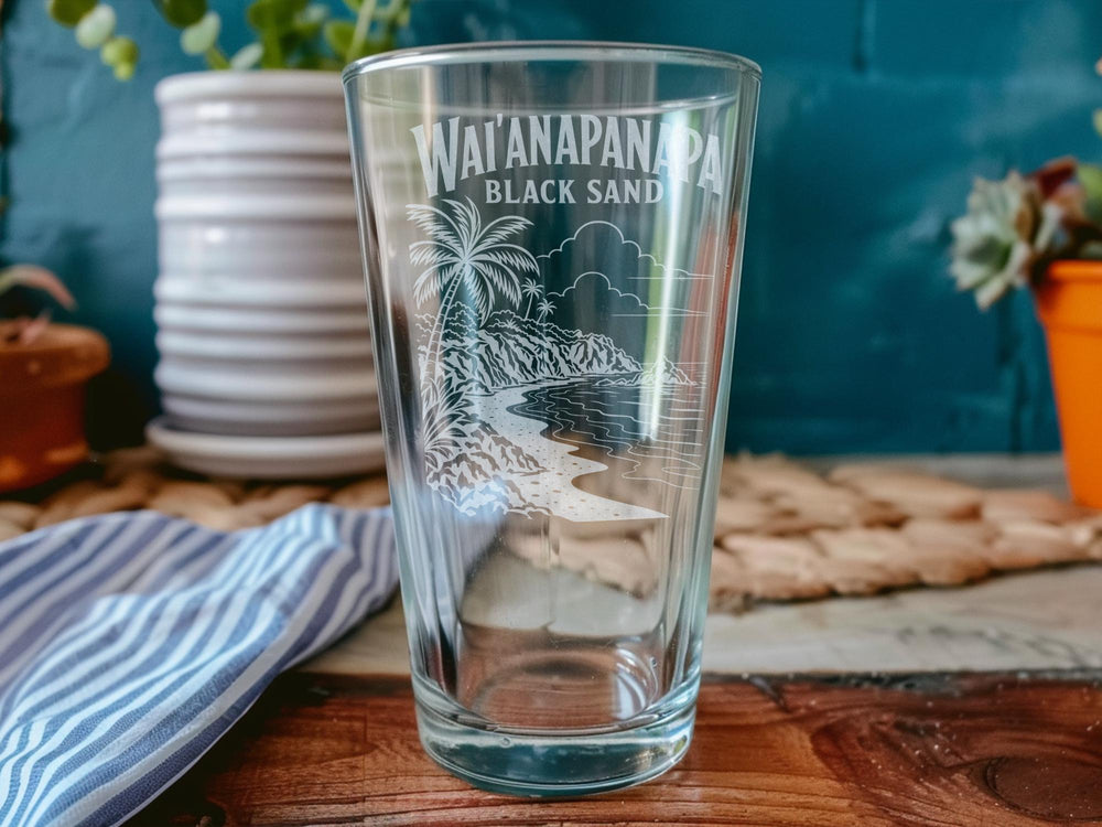 Waianapanapa Black Sand Beach Pint Glass, Maui Hawaii Coastal Landscape Souvenir Beer Glass Gift
