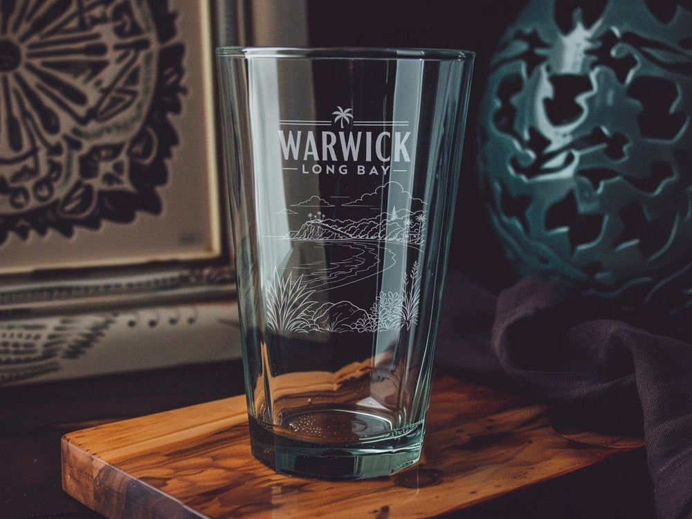 Warwick Long Bay Pint Glass, Bermuda Beach Scene Souvenir Barware, Coastal Ocean Shoreline Drinkware Gift