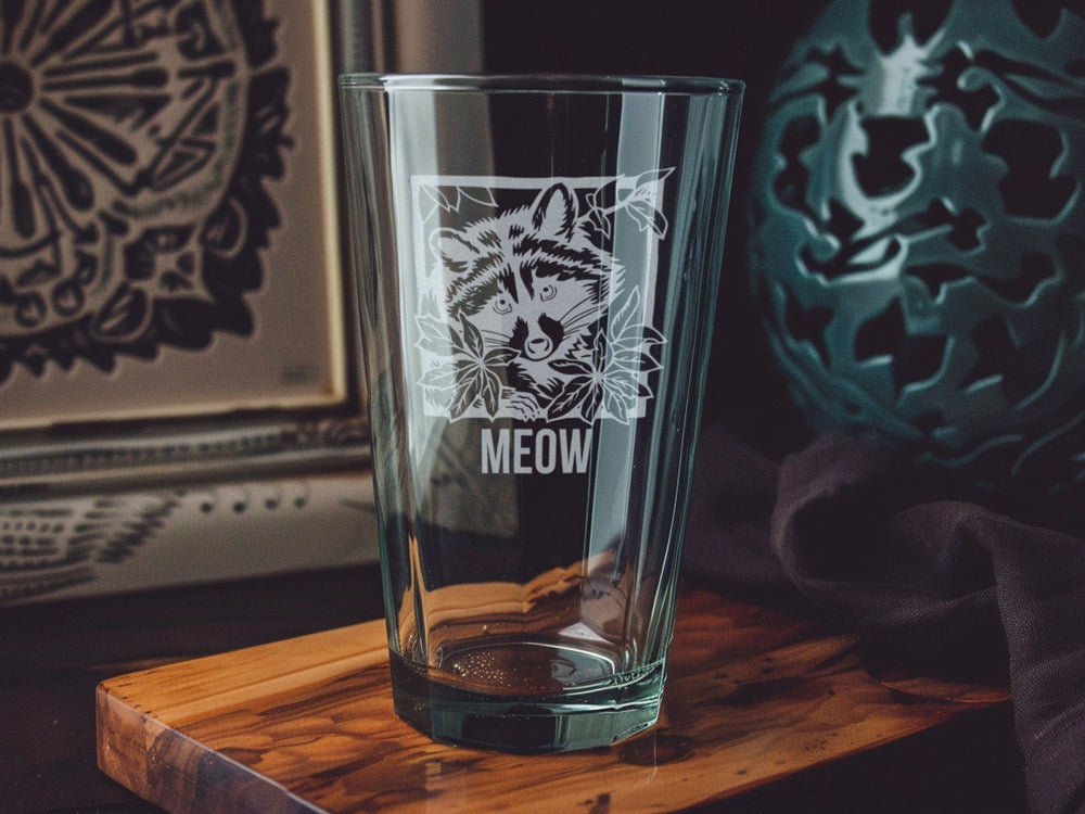 Raccoon Pint Glass, Peeking Raccoon, Leaf Design, Beer Lover Gift, Unique Barware