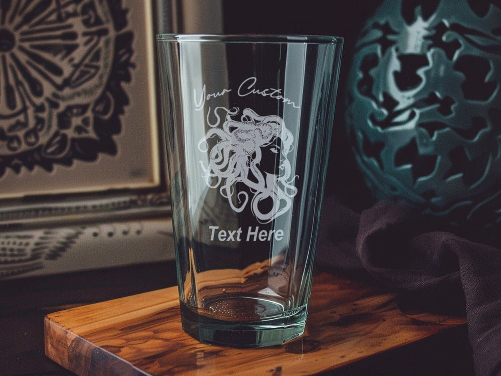Medusa Pint Glass, Serpentine Hair Design, Artwork, Greek Mythology Decor, Unique Drinking Glass