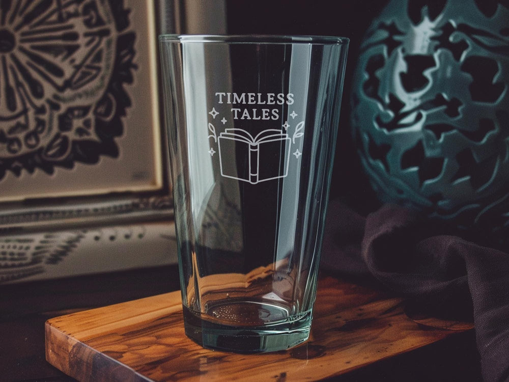 Timeless Tales Illustrated Pint Glass – Enchanted Castles, Mythical Creatures & Legendary Adventures Drinkware