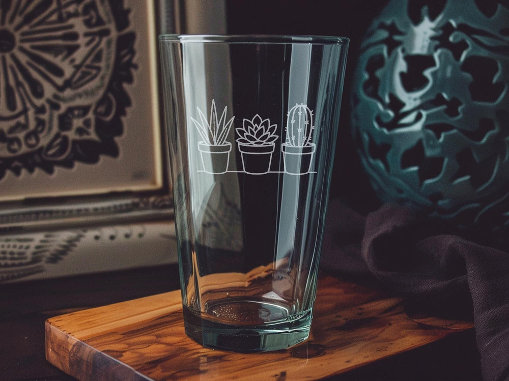 Laser Engraved Succulent Pint Glass – Plant Lover Gift, Beer Glass