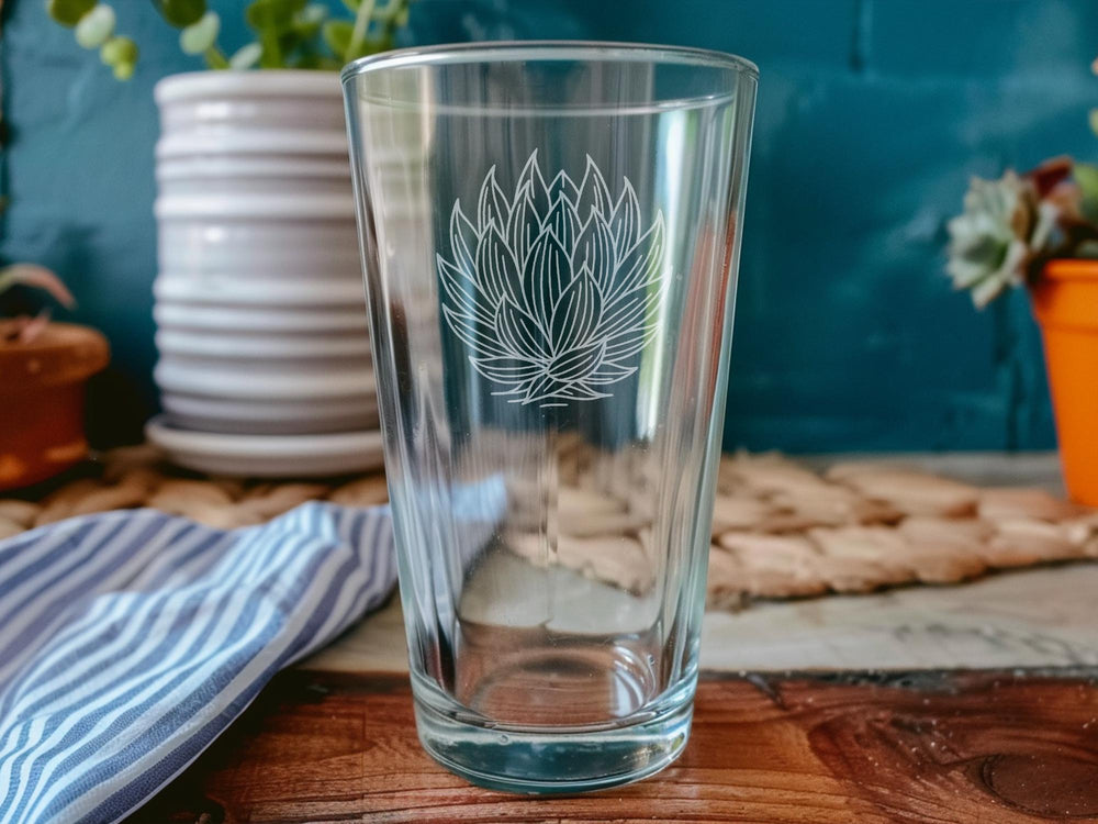 Haworthia Cooperi Succulent Pint Glass: Botanical Plant Decor