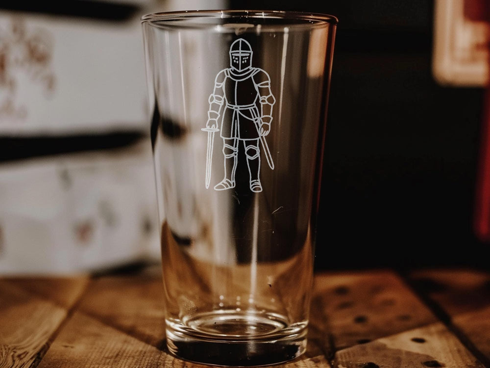 Engraved Medieval Knight Pint Glass: Heroic Warrior Beer Gift