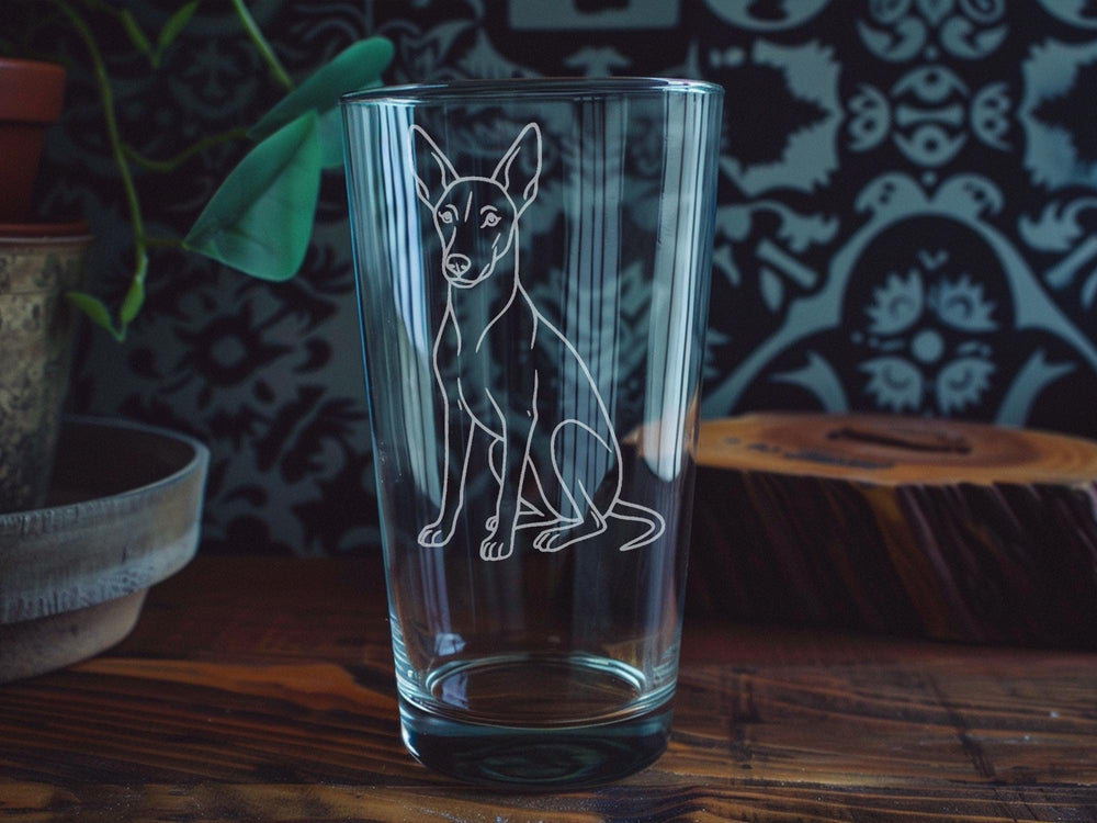 Pharaoh Hound Pint Glass – Elegant Dog Breed Design Featuring Majestic Pharaoh Hound Silhouette on Glassware