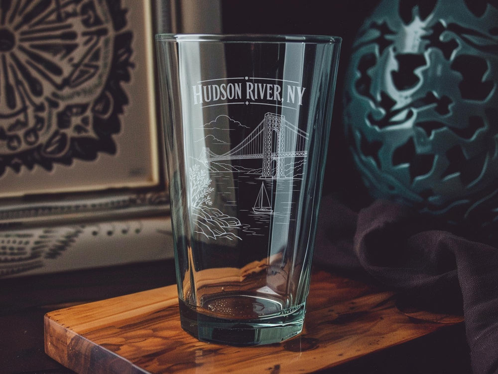 Hudson River NY Pint Glass, New York River Scenic Drinkware, Hudson Valley Souvenir Beer Glass, Waterfront Landscape Glass