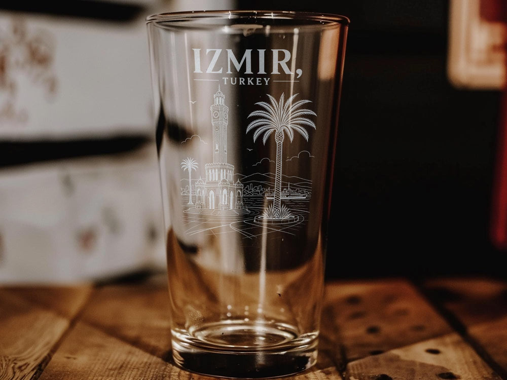 Izmir Turkey Pint Glass, Izmir Souvenir Beer Glass, Turkey Travel Gift, Izmir Cityscape Drinkware, Turkish Landmark Glass