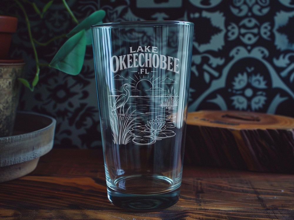 Lake Okeechobee Florida Pint Glass, Lake Okeechobee FL Souvenir Drinking Glass, Florida Lake Gift, Lake Lover Glass