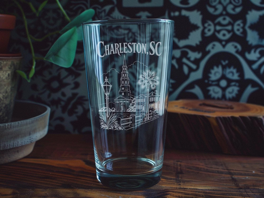 Charleston SC Pint Glass, Charleston South Carolina Souvenir Beer Glass, Charleston Skyline Landmark Drinkware Gift