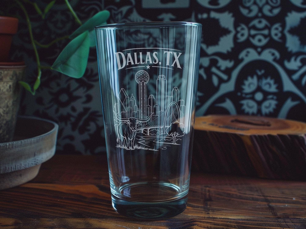Dallas, Texas Pint Glass, Dallas TX Souvenir Beer Glass, Texas City Skyline Barware, Dallas Travel Gift