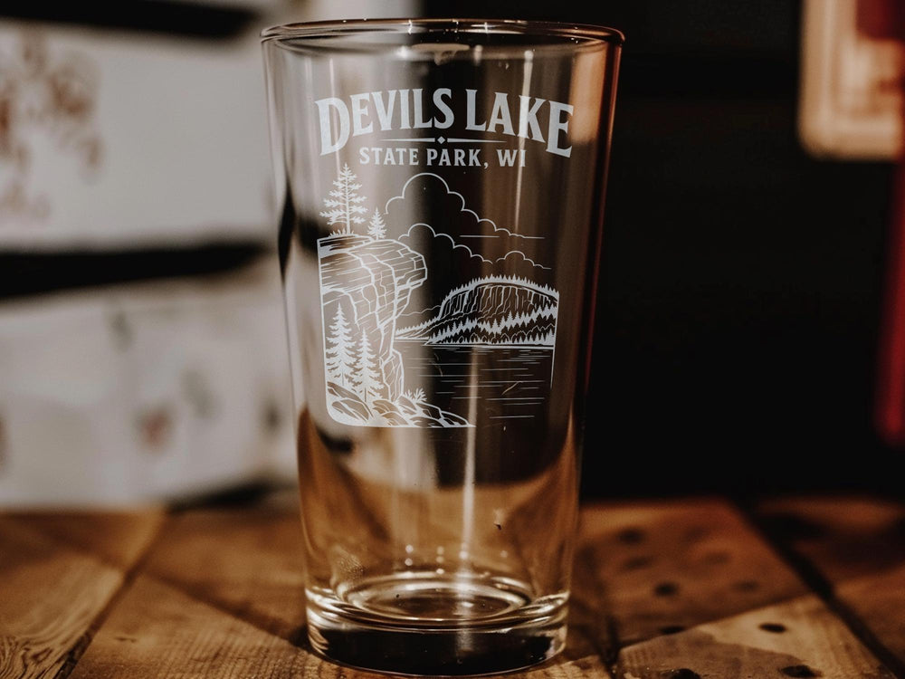 Devils Lake State Park Wisconsin Pint Glass, Barware Souvenir, Lake and Bluffs Scenic Nature Drinking Glass