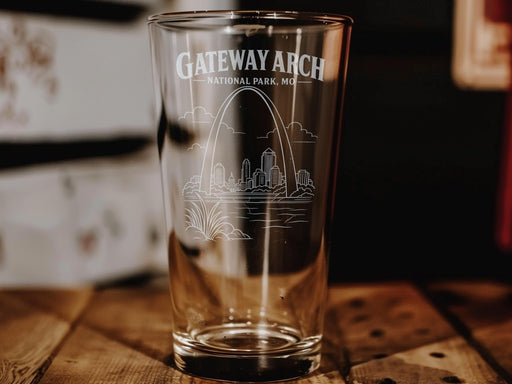 Gateway Arch National Park Missouri Pint Glass, St. Louis Gateway Arch Souvenir Beer Glass, Missouri Travel Gift, National Park Glassware