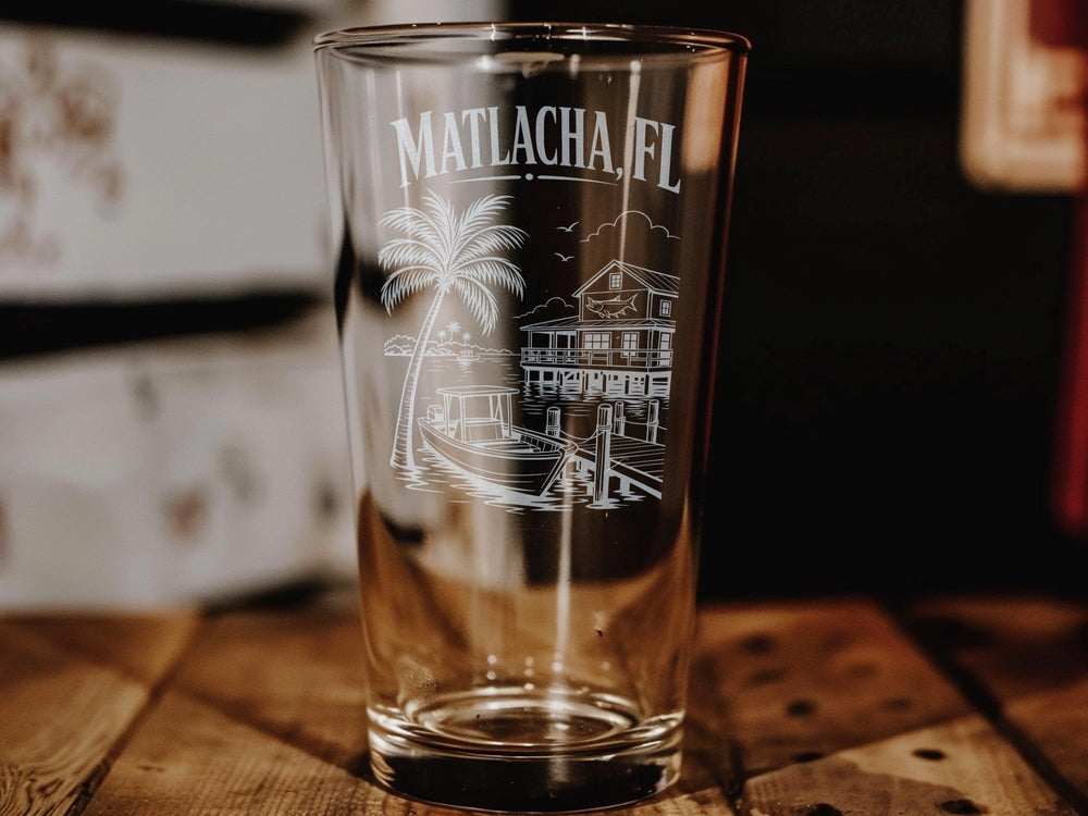 Matlacha Florida Pint Glass, Matlacha FL Souvenir Bar Glass, Coastal Island Town Gift, Vacation Keepsake Drinkware
