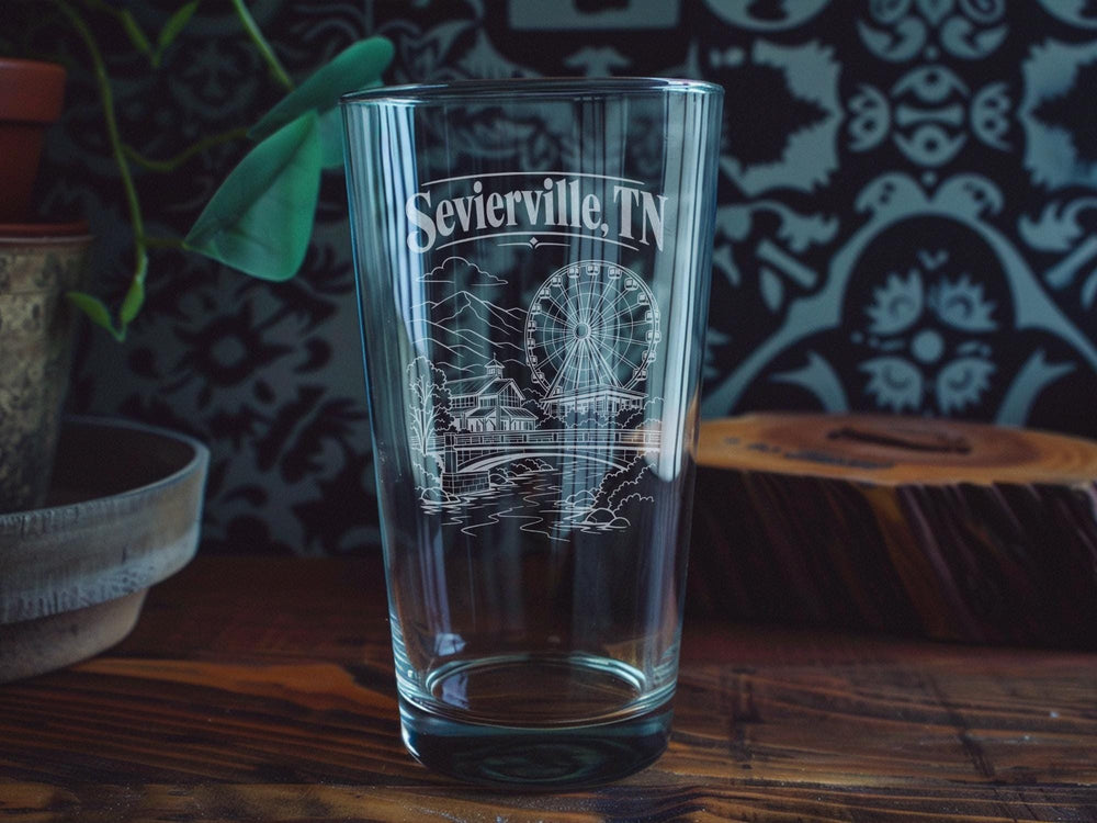 Sevierville TN Pint Glass, Sevierville Tennessee Souvenir Beer Glass, Smoky Mountains Gateway Travel Keepsake Drinkware