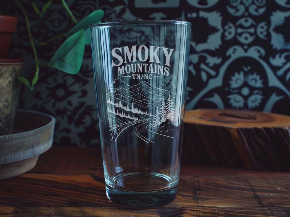 Smoky Mountains TN NC Pint Glass, Great Smoky Mountains Souvenir Beer Glass, Tennessee North Carolina Mountain Gift