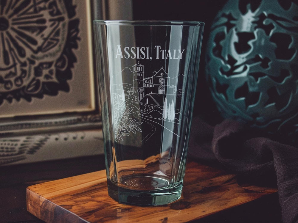 Assisi Italy Pint Glass, Assisi Travel Souvenir Beer Glass, Umbria Italy Landmark Drinkware, Italian Cityscape Pint Glass