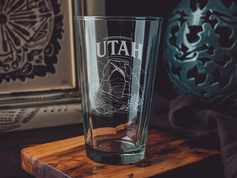 Utah Pint Glass, Utah Souvenir Drinkware, Utah Travel Gift, Utah State Themed Beer Glass, Utah Bar Glass, Utah Gift