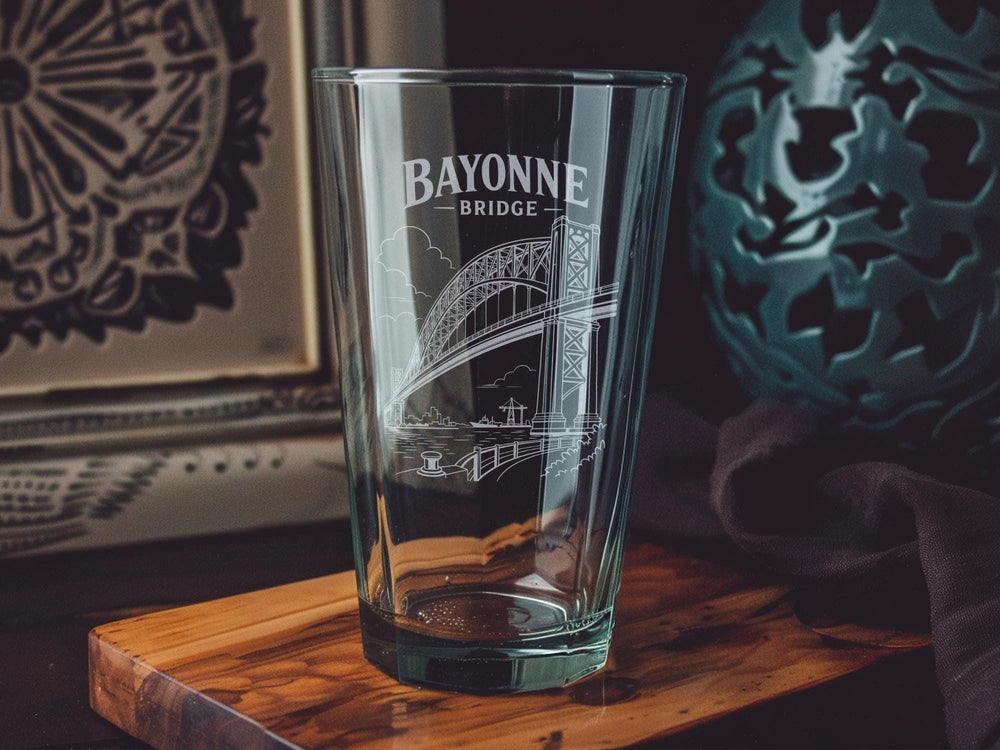 Bayonne Bridge Pint Glass, Bayonne NJ Landmark Souvenir Glass, New York Harbor Bridge Skyline Drinkware Gift