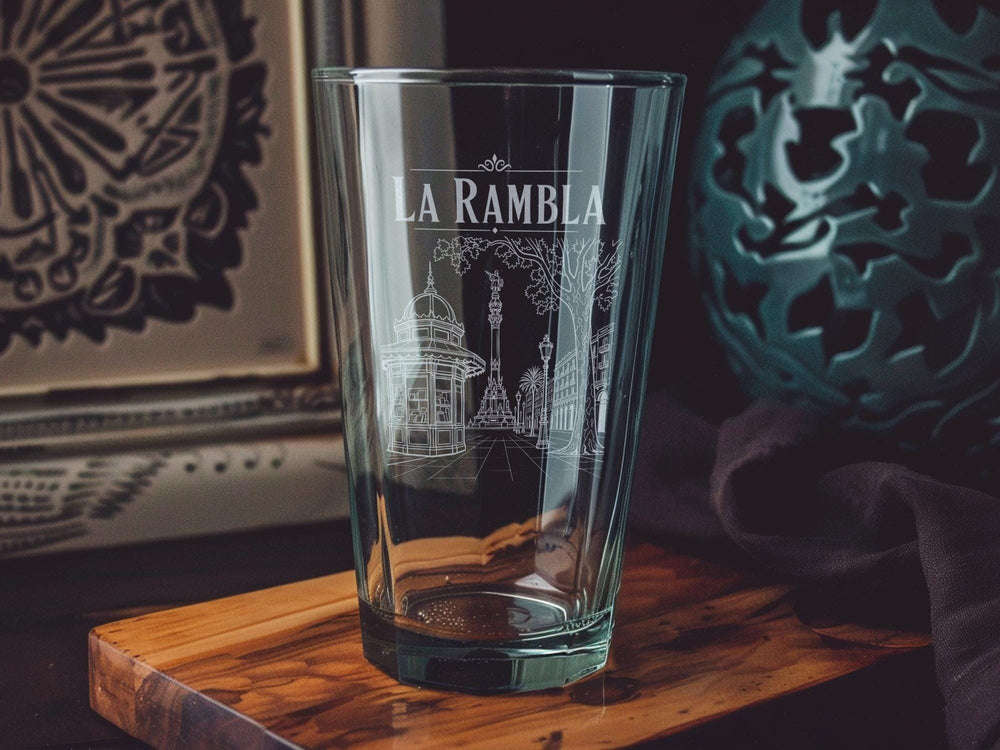 La Rambla Barcelona Pint Glass, Las Ramblas Street Scene Souvenir Beer Glass, Spain Travel Landmark Bar Drinkware