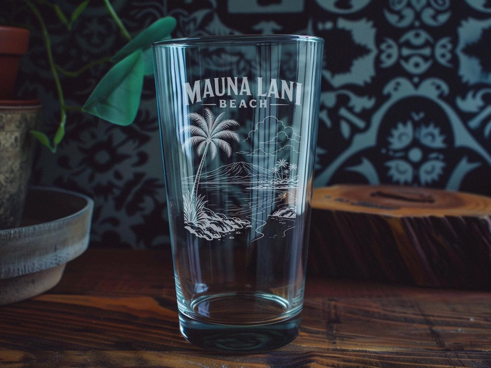Mauna Lani Beach Pint Glass, Hawaii Beach Scene Drinkware, Tropical Coastal Souvenir Glass, Island Vacation Gift
