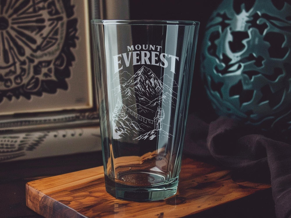 Mount Everest Pint Glass, Himalayan Mountain Peak Souvenir Beer Glass, Nepal Tibet Adventure Travel Drinkware Gift